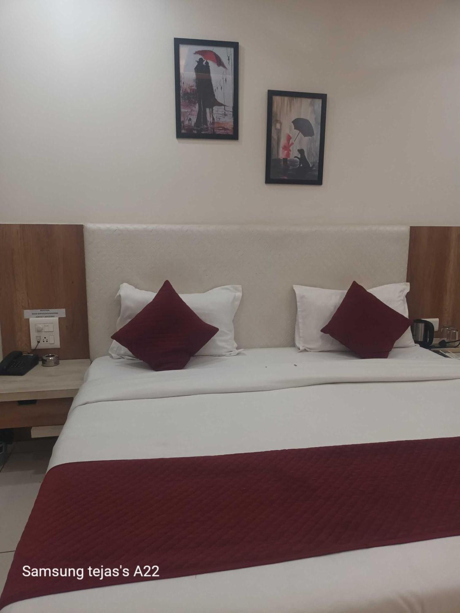 Super Hotel O Taste Of Temple Bhopal Exterior foto